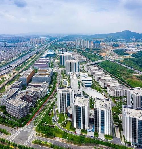 在南京城东北部有一个地方叫南京经济技术开发区